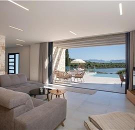 3 bedroom villa with pool & sea view, near Acharavi, sleeps 6